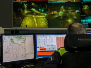 Policía Municipal de Pamplona estrena un nuevo sistema que permitirá una mayor coordinación operativa.